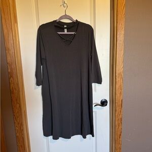 Zenana Premium‎ Dress Heather Gray in color Size Large